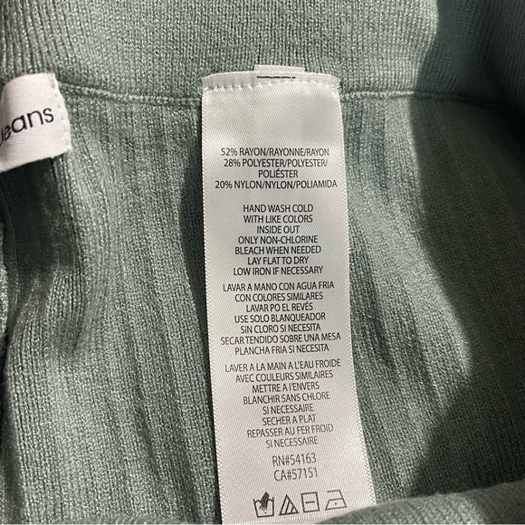 Calvin Klein Jeans Women's Ribbed-Knit Drawstring Shorts, Size L, NWT - Picture 7 of 7